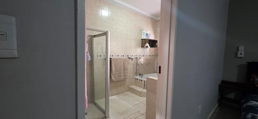 3 Bedroom Property for Sale in Middelpos Northern Cape